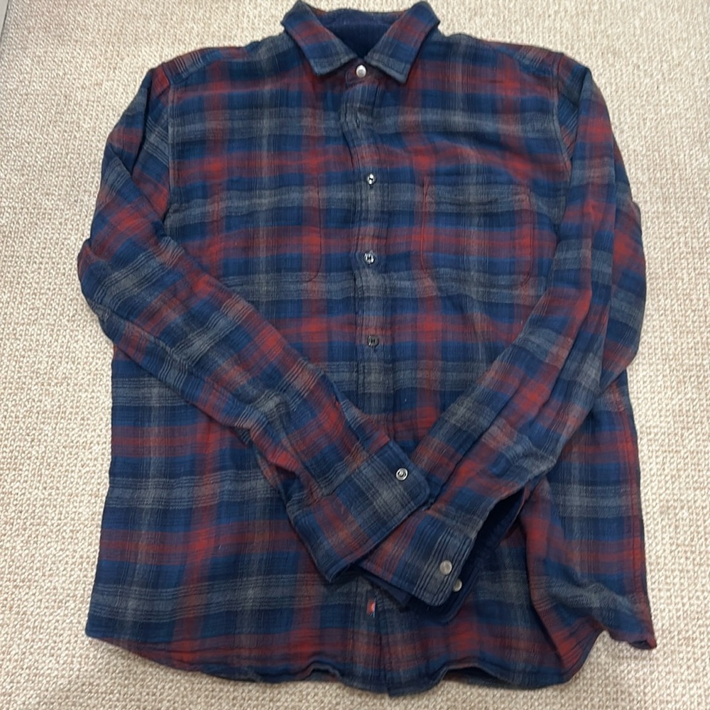 men’s reversible long sleeve button down flannel